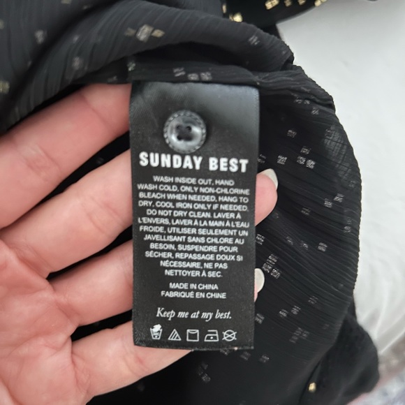 Sunday Best Harper Blouse, Aritzia, Small, Black - Picture 7 of 7